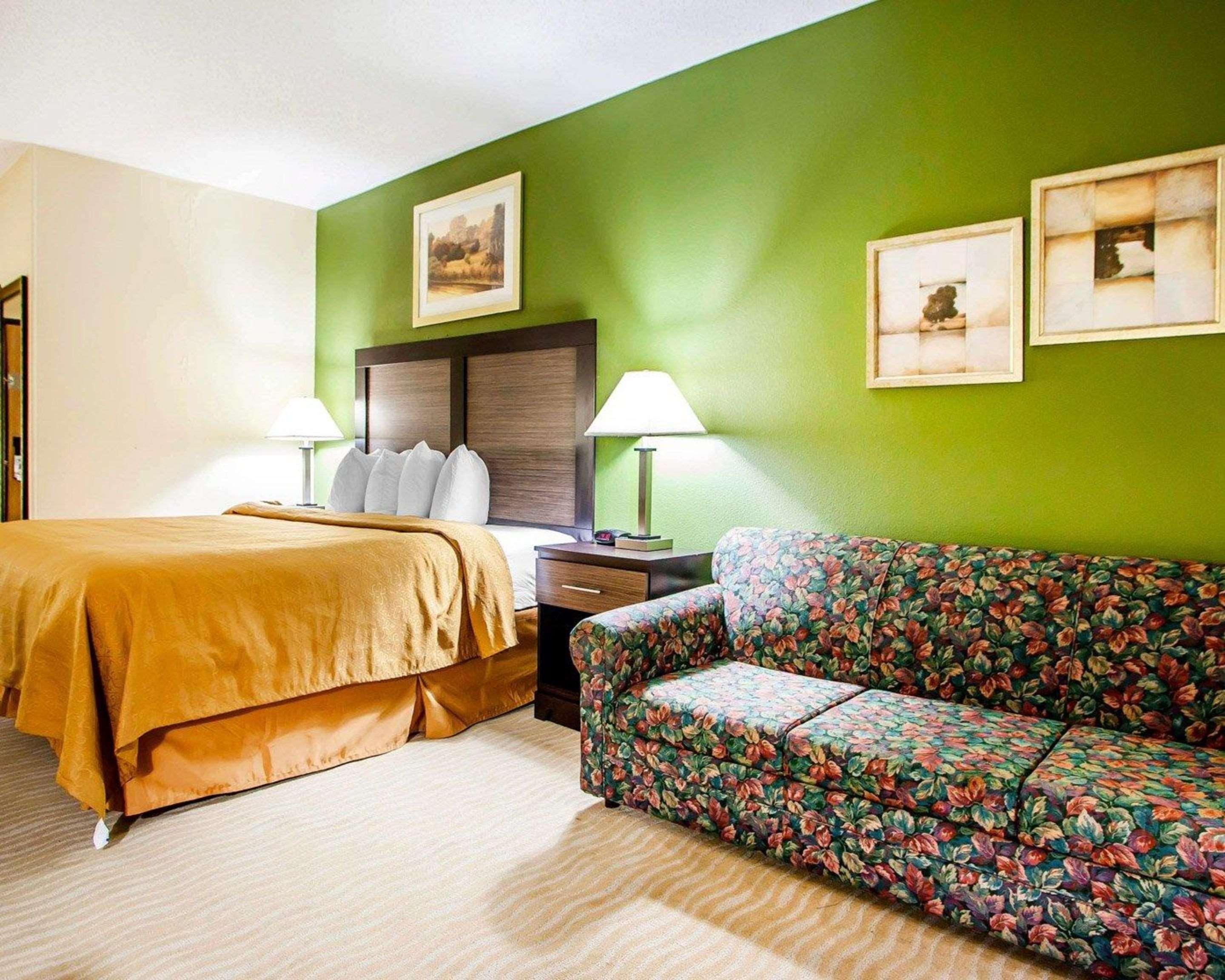 Quality & Hotel